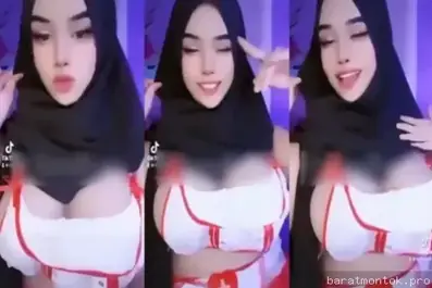 Cewek imut cosplay perawat seksi pamer tubuh