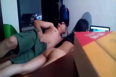 Nggak Sadar, Tiba-tiba Dia Langsung Nindihin Gue